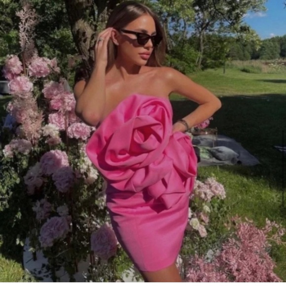 Zara Voluminous Flower Dress Fuchsia - Picture 8 of 11